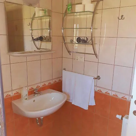 Petra Apartman *