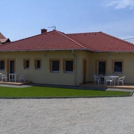 Apartman Petra *