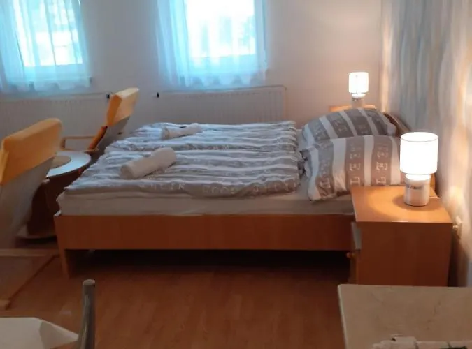 Petra Apartmanhaz Kehidakustány